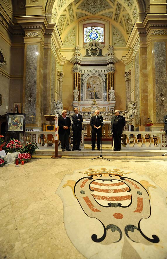 Al via i lavori per il restauro della Chiesa dell'Annunziata. Salerno, 19 maggio 2011 