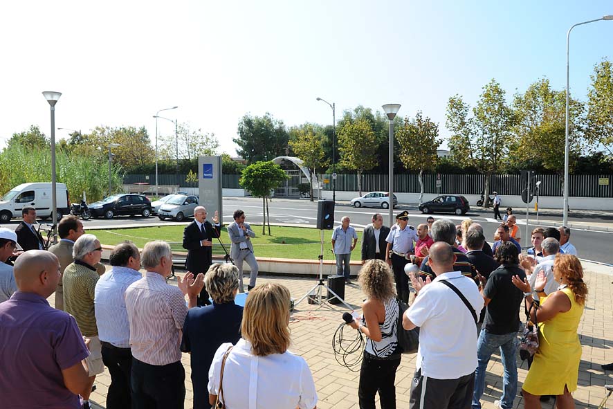Il Sindaco De Luca inaugura la rotatoria di Via Generale Clark. Salerno, 24 settembre 2011.