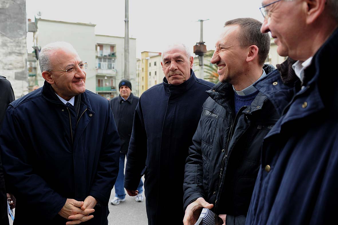 Al via i lavori del sagrato della chiesa di Fratte con il Sindaco Vincenzo De Luca. Salerno, 21 marzo 2011