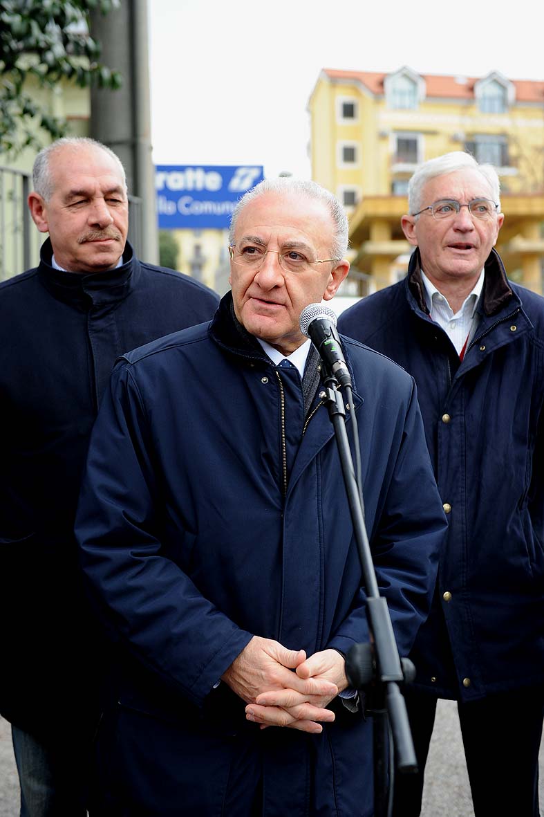 Al via i lavori del sagrato della chiesa di Fratte con il Sindaco Vincenzo De Luca. Salerno, 21 marzo 2011