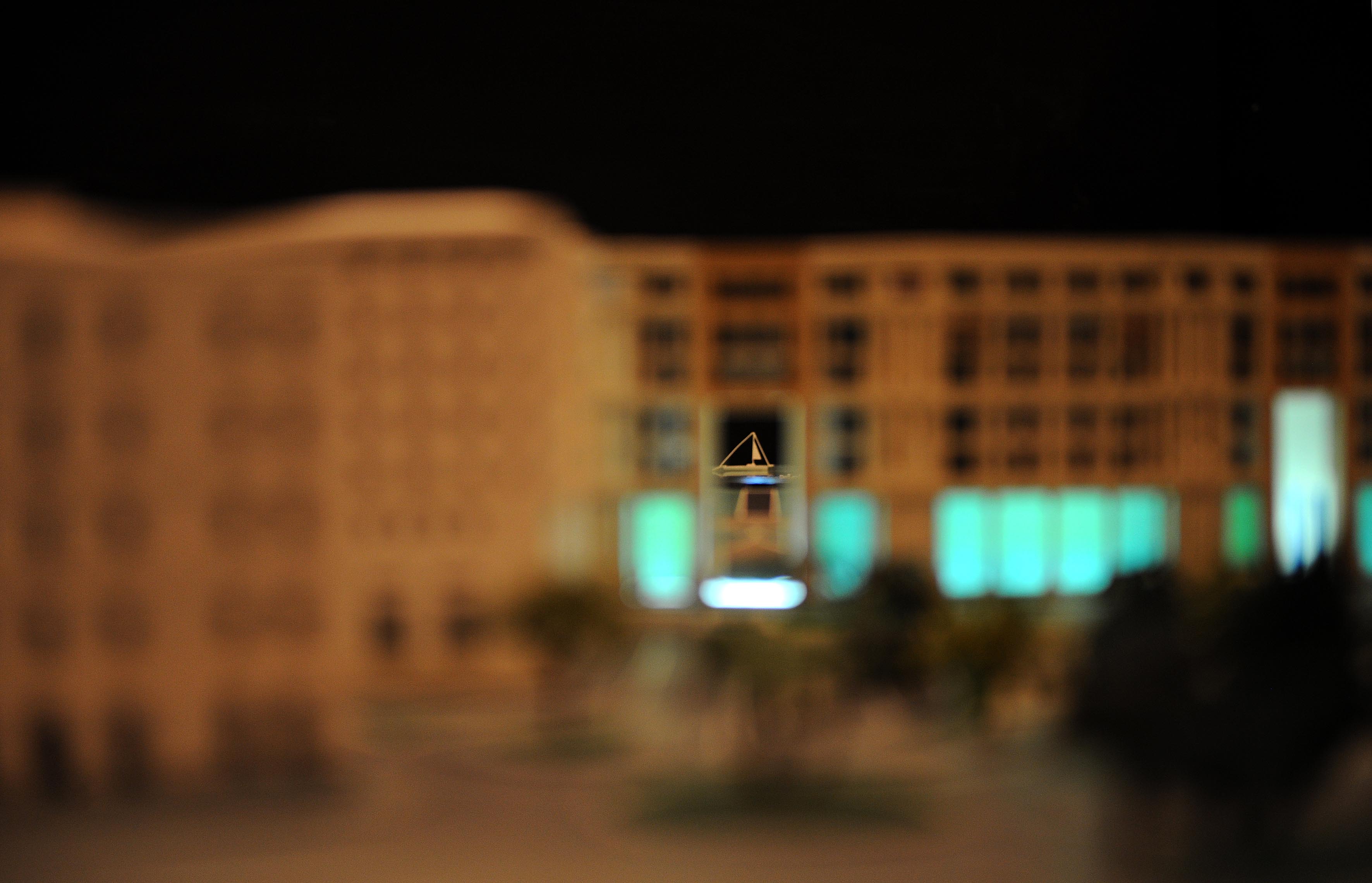 Esposto in Piazza Portanova il nuovo plastico del Crescent e di Piazza della Liberta'