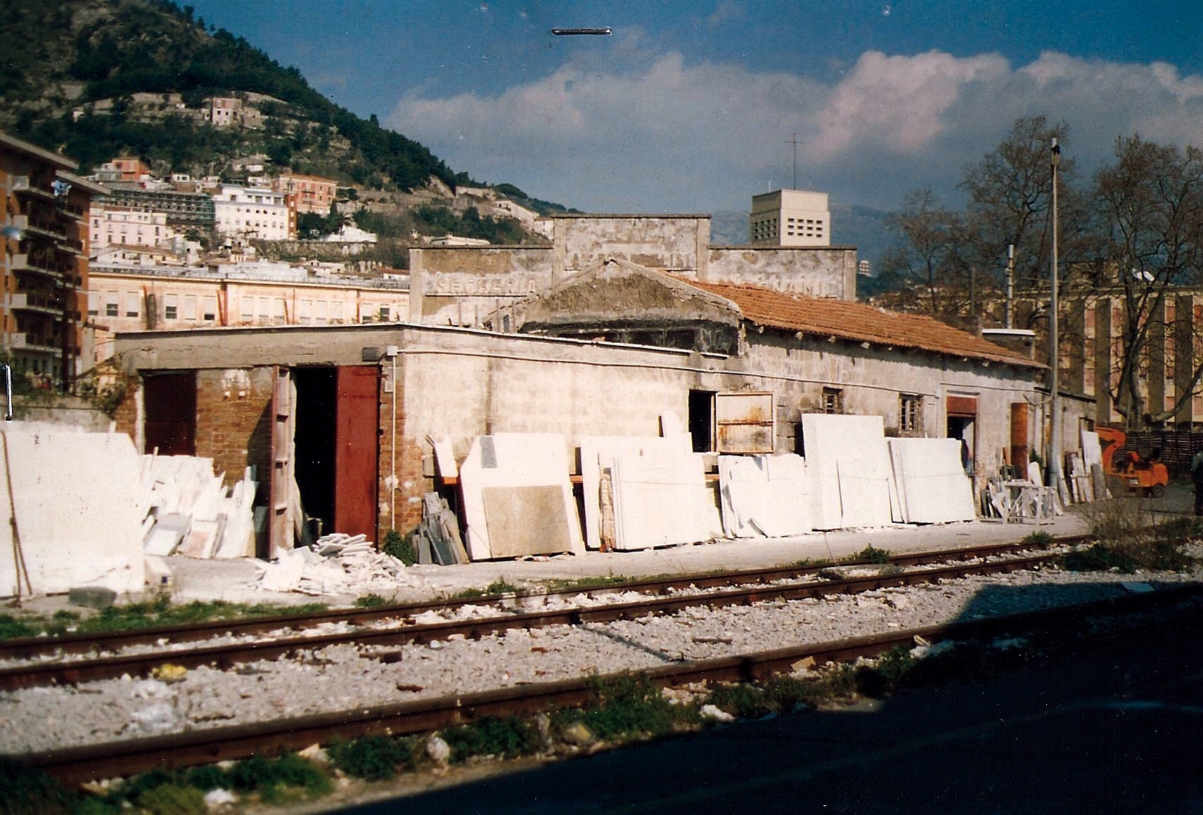 L'area della costruenda Piazza della Liberta' prima dell'apertura del cantiere