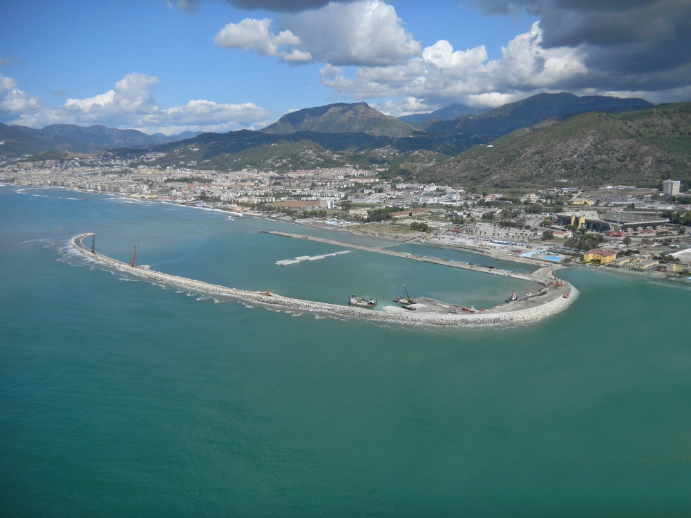 Marina d'Arechi Port Village. Il nuovo porto disegnato da Calatrava in costruzione a Salerno