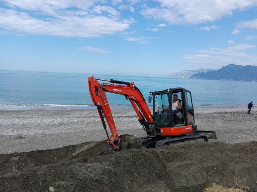 Pulizia spiagge cittadine