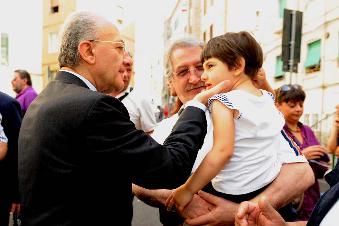 Il Sindaco De Luca inaugura la riqualificata via Mascia, 17 giugno 2010