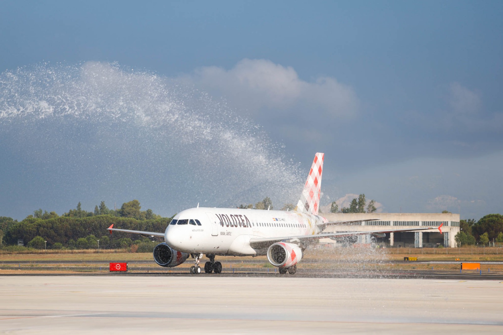 Primo volo aeroporto