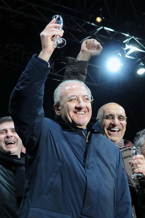 Capodanno in piazza a Salerno. Piazza della Liberta', 31 dicembre 2009