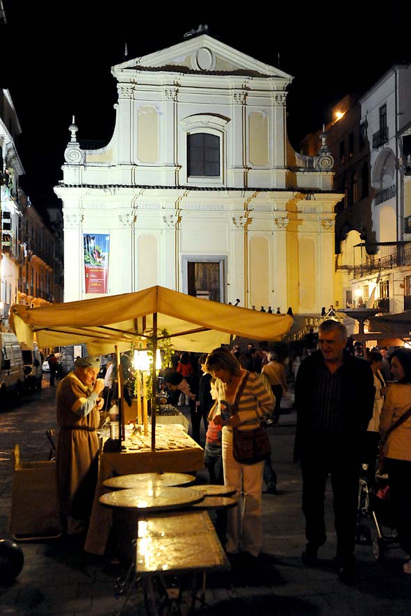 Al via ledizione 2011 de Il Crocifisso ritrovato nel segno del Medioevo con il Sindaco De Luca. Salerno, 29 aprile 2011