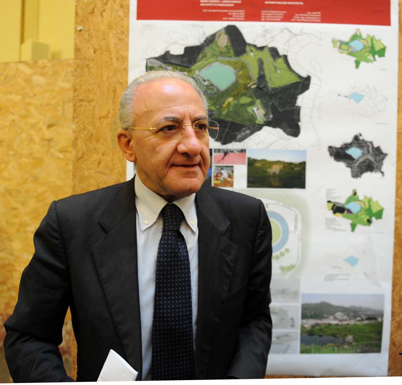 Parco ex DAgostino. Risanamento ambientale e riqualificazione urbanistica. Parte la prima fase dei lavori con otto milioni e mezzo di euro disponibili. Conferenza stampa a Palazzo di Citta', 7 settembre 2009 