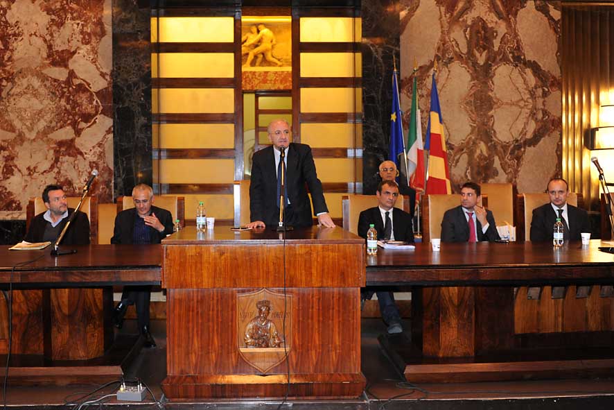 Con il 72% Salerno e' il primo capoluogo dItalia per la raccolta differenziata. Il Sindaco festeggia con la citta' l'importante traguardo raggiunto. Palazzo di Citta' 16 ottobre 2009