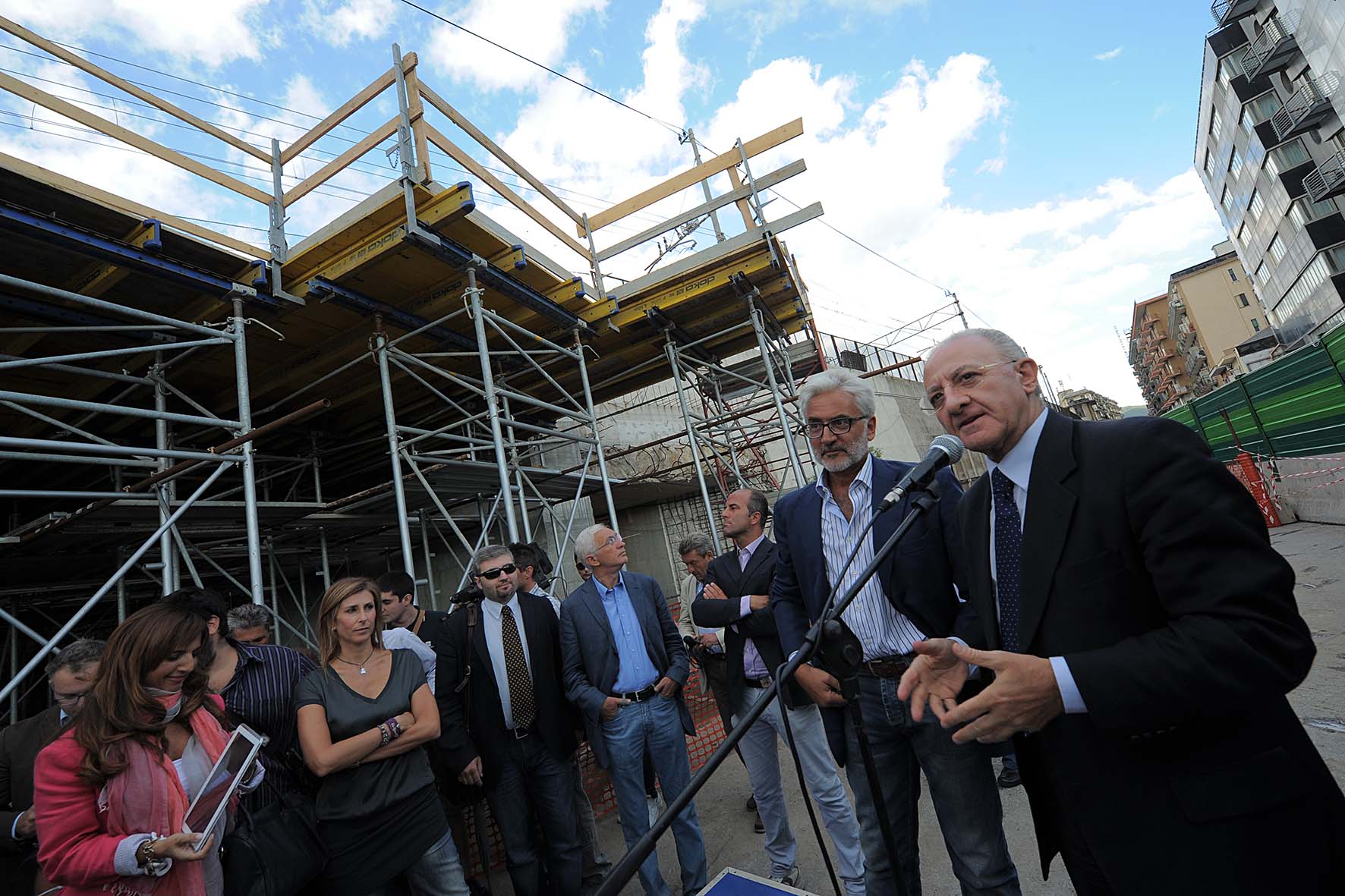 Il Sindaco De Luca in visita al cantiere Sottopasso Lungoirno