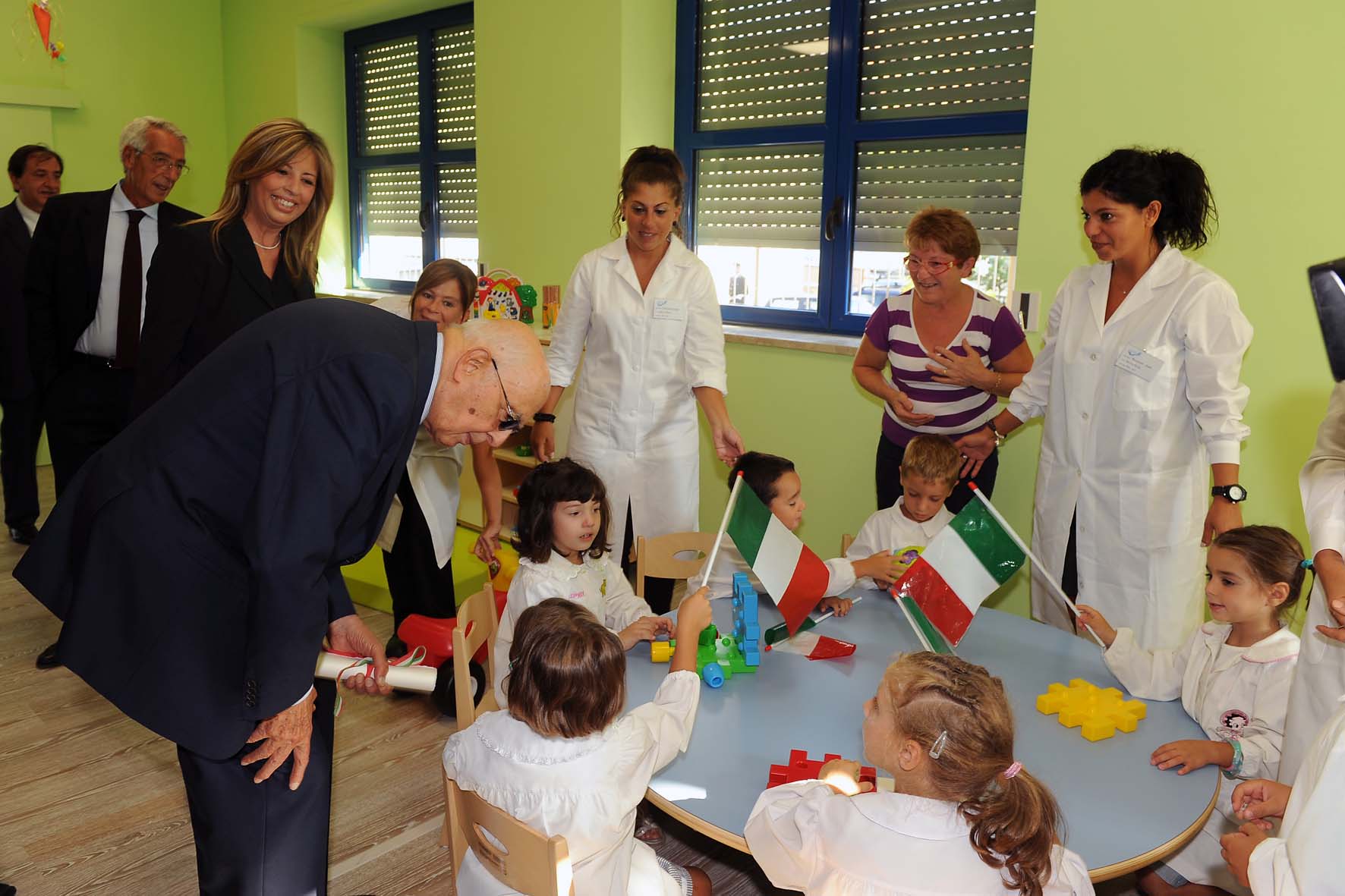 SALERNO saluta il Presidente della Repubblica GIORGIO NAPOLITANO. Inaugurazione dell'Asilo Nido Pio XII, martedi' 14 settembre 2010