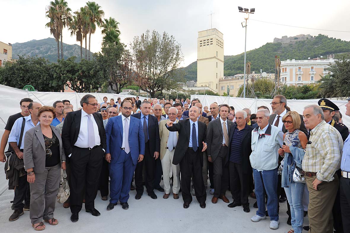 Piazza della Liberta': visita al cantiere e inaugurazione dei primi parcheggi. Salerno, 17 settembre 2010