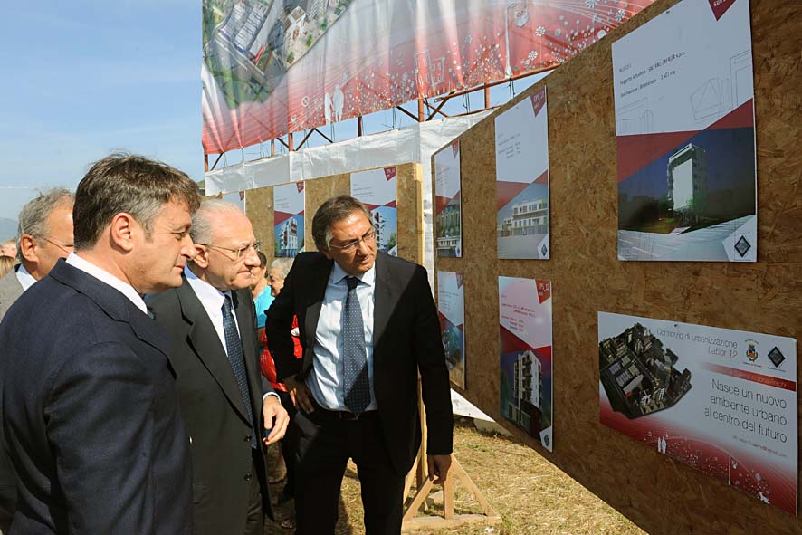Con il Sindaco De Luca il via ai lavori PUA in via Fangarielli